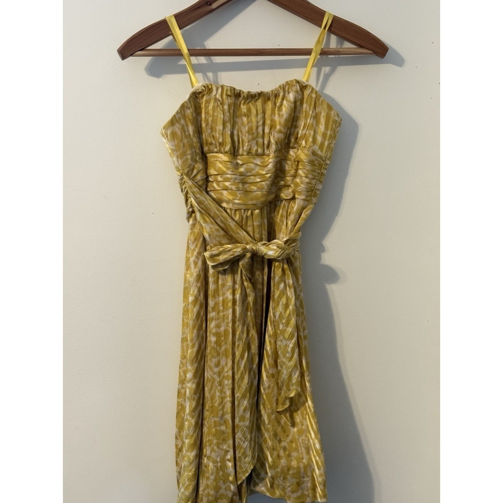 BCBGMAXAZRIA Yellow White Abstract Silk Pleated Belted Dress 2 Knee Party